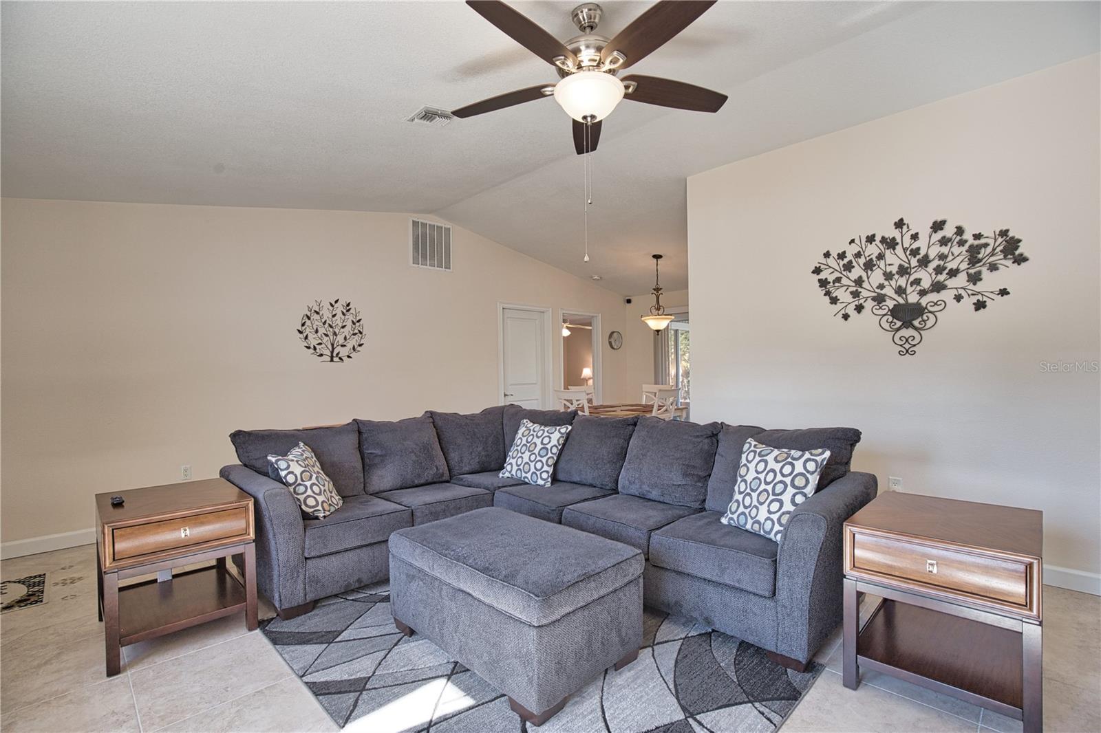 Image 7 of 36 For 9222 Crugar Terrace