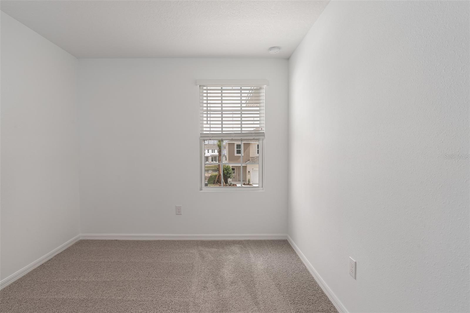 Image 15 of 29 For 11720 Glenside Terrace