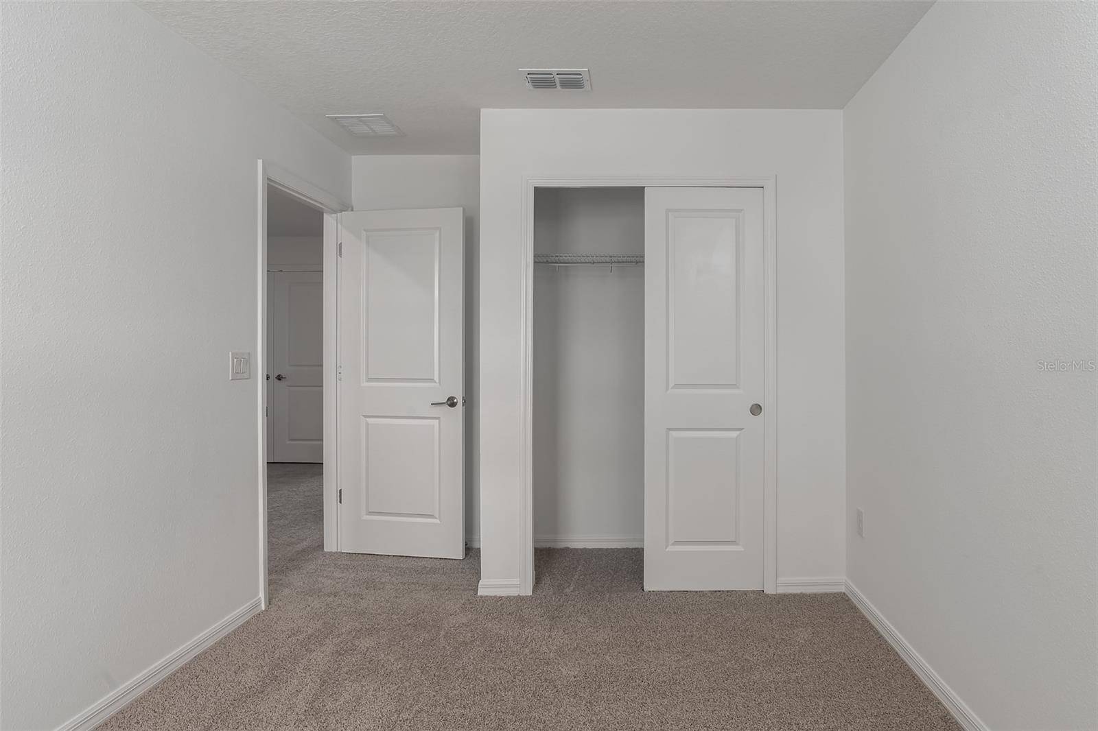 Image 16 of 29 For 11720 Glenside Terrace