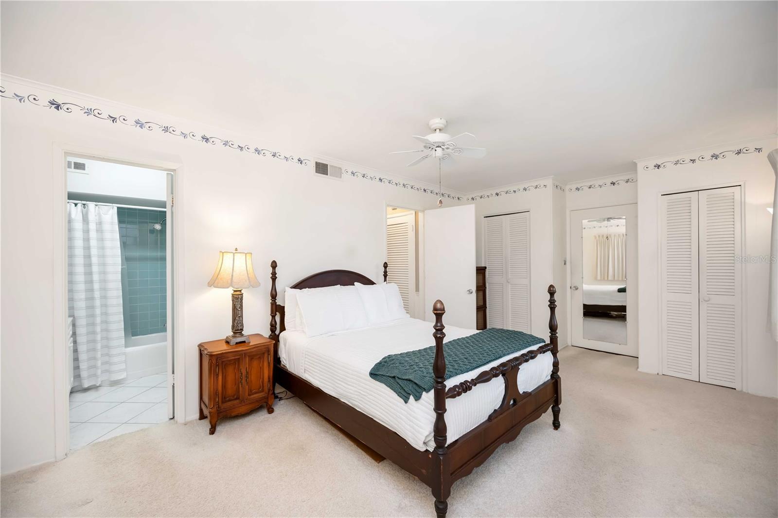 Image 20 of 33 For 7332 Broughton Street