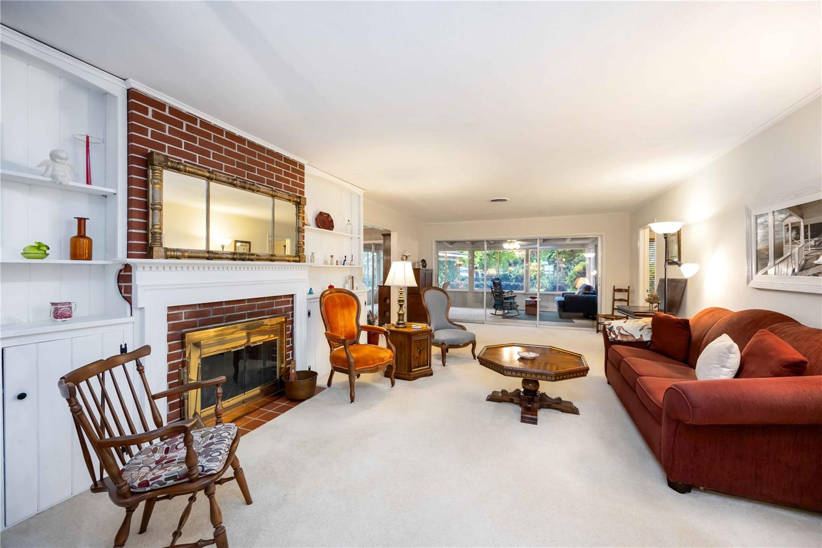 Image 5 of 33 For 7332 Broughton Street