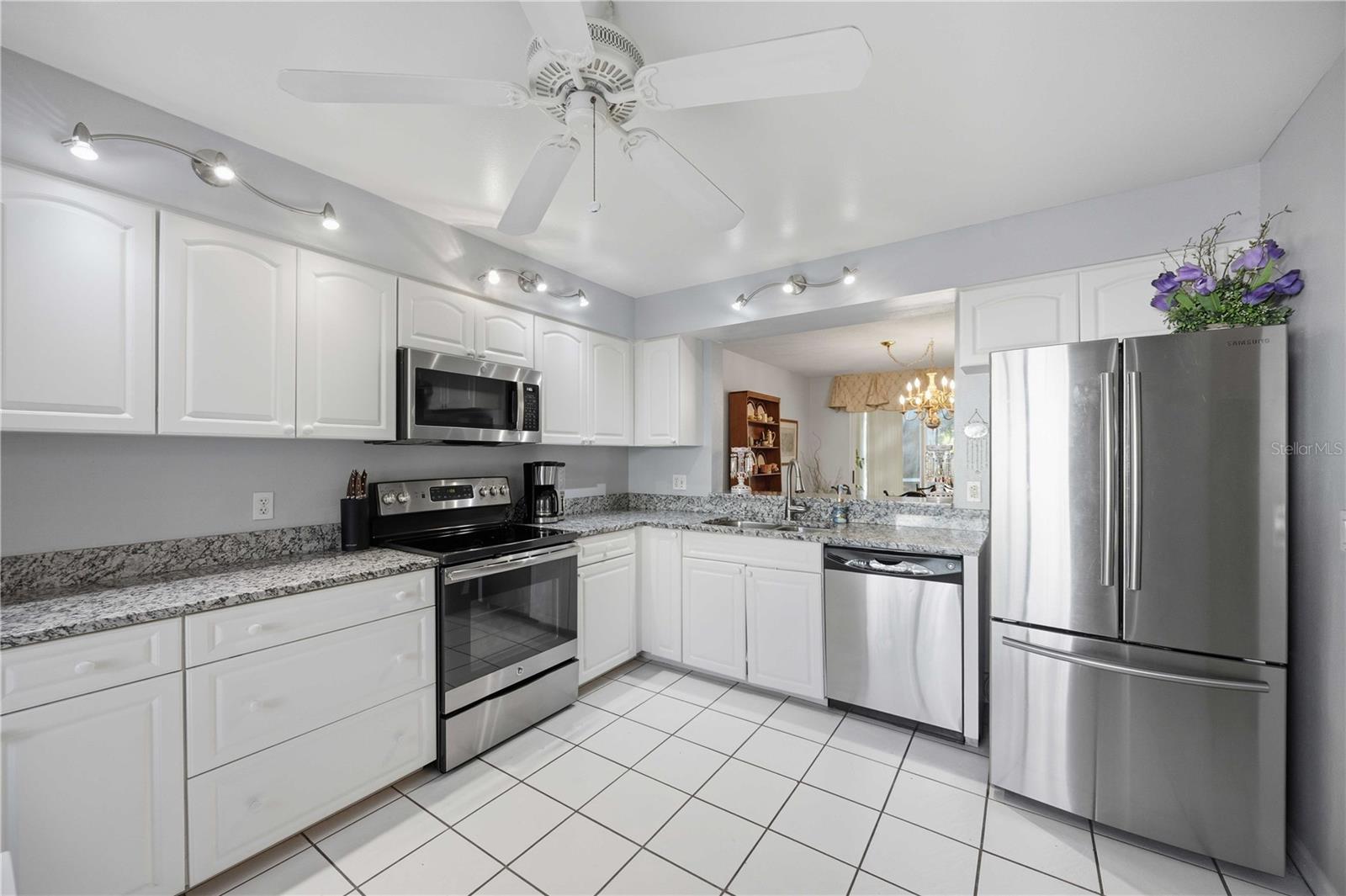 Image 11 of 46 For 6101 34th Street W 22f