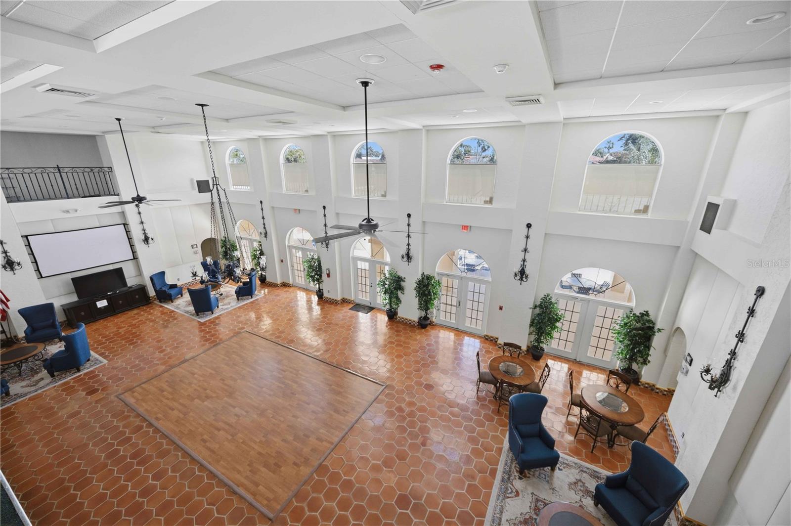 Image 30 of 46 For 6101 34th Street W 22f