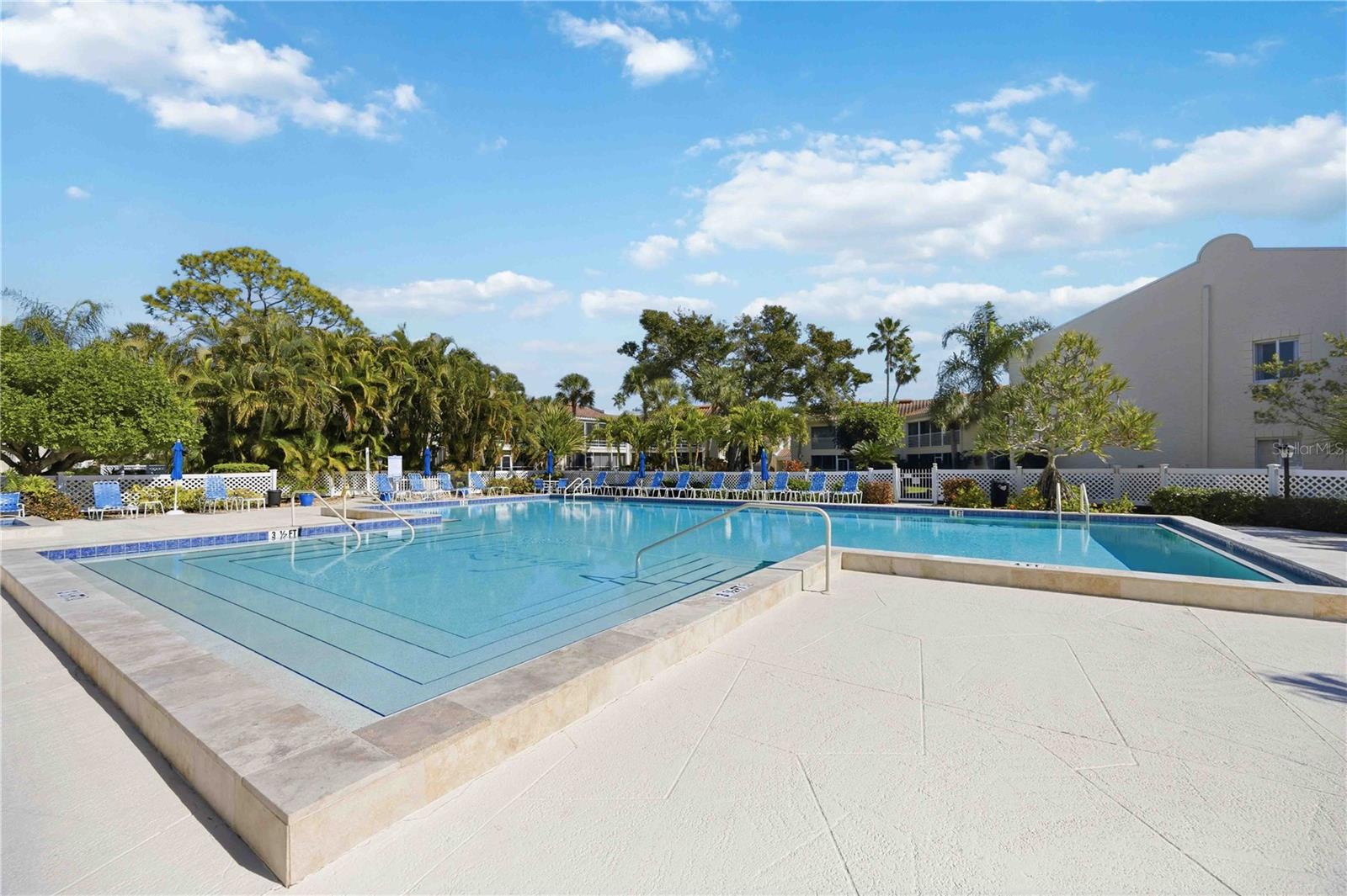 Image 34 of 46 For 6101 34th Street W 22f