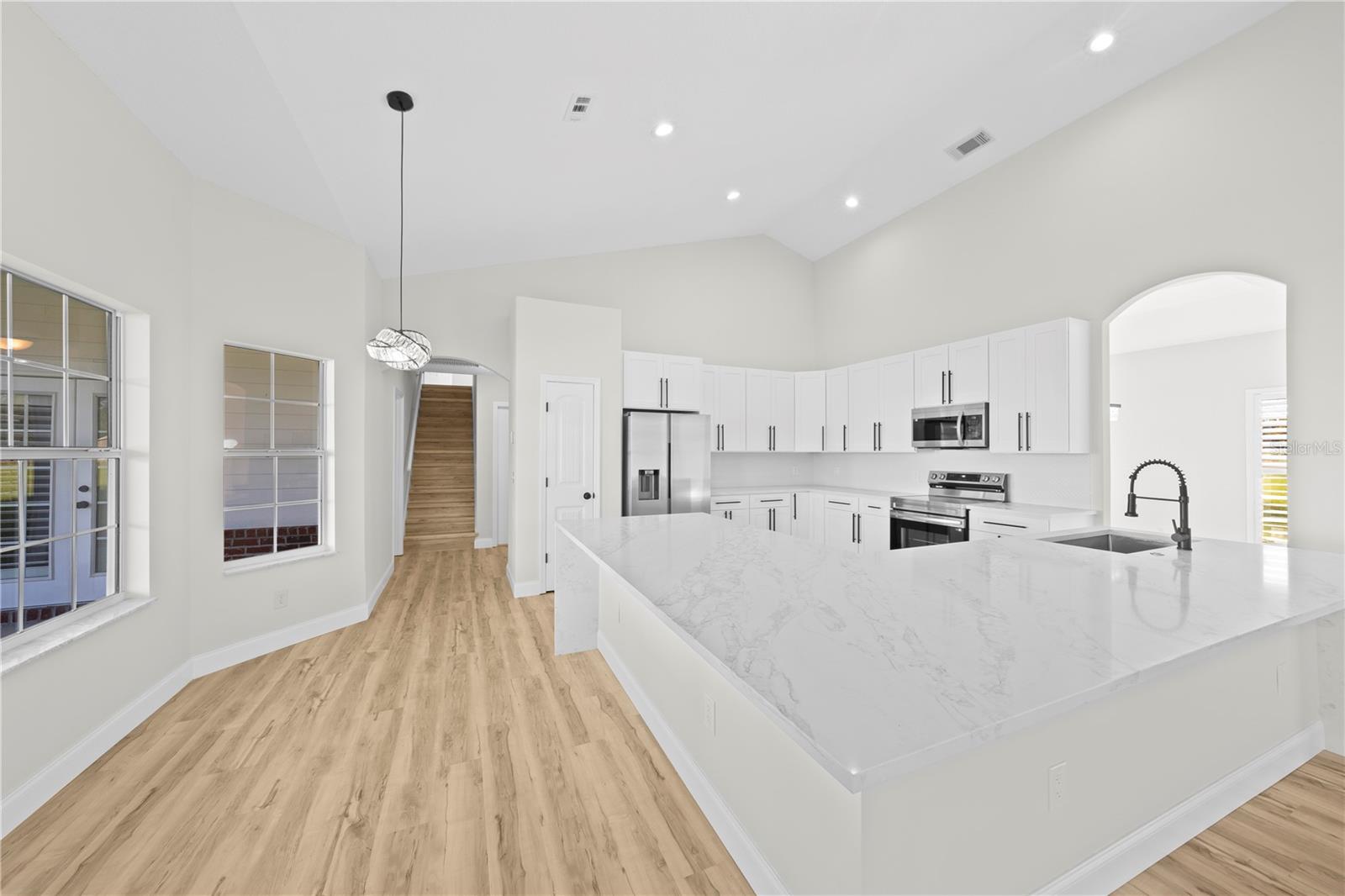 Image 14 of 88 For 879 Milo Terrace