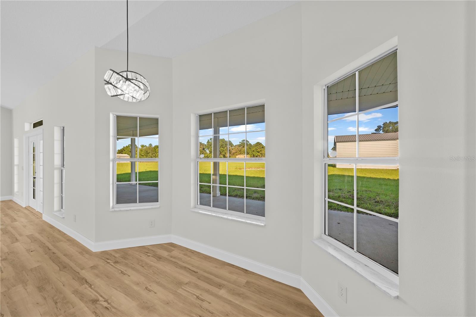 Image 16 of 88 For 879 Milo Terrace