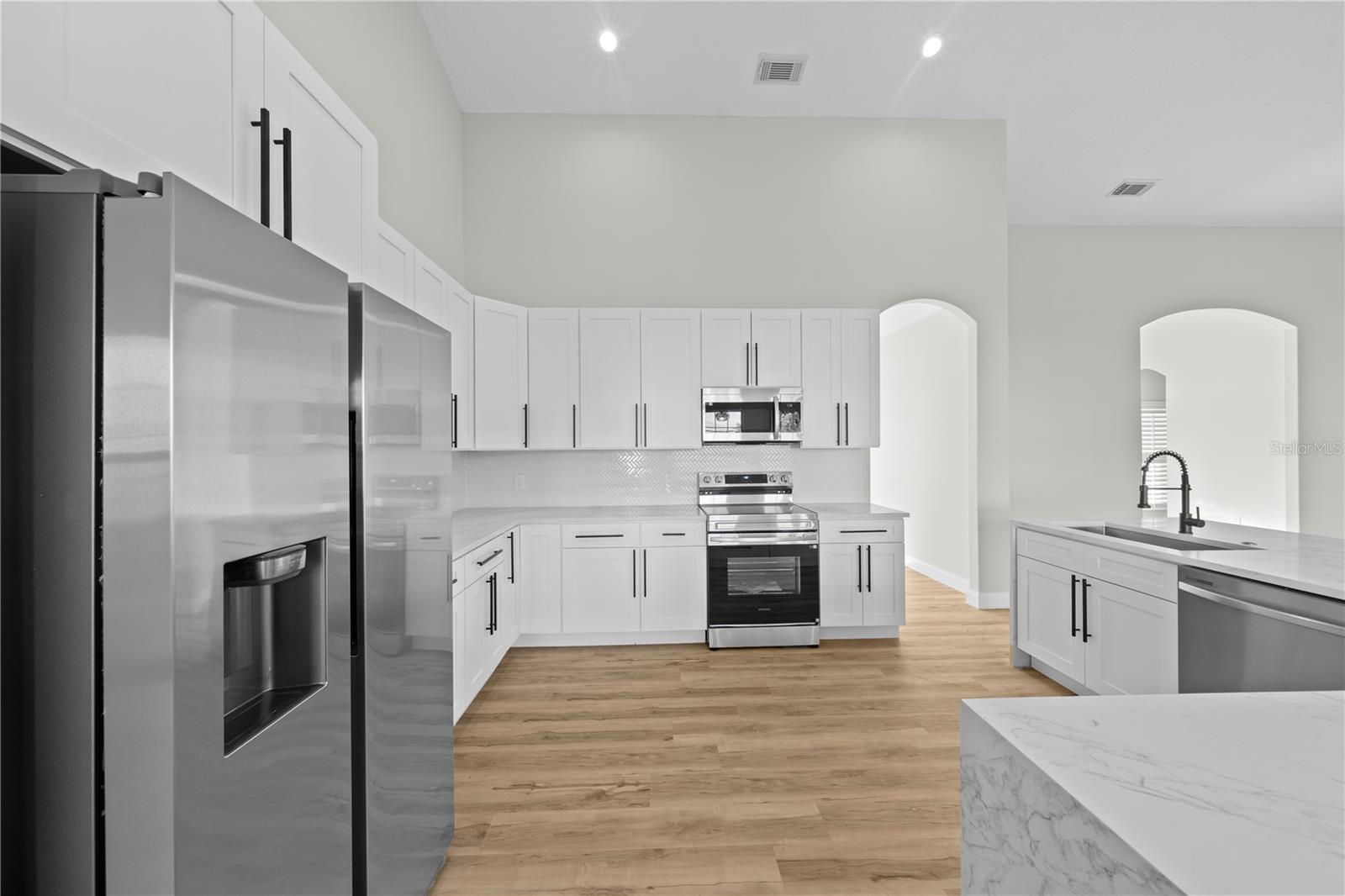 Image 18 of 88 For 879 Milo Terrace