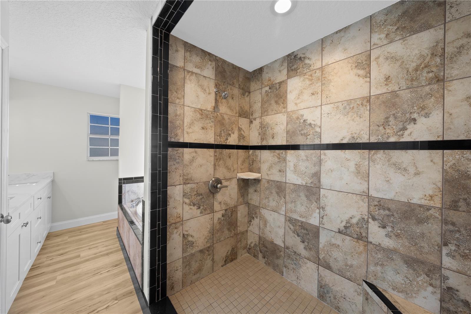 Image 39 of 88 For 879 Milo Terrace