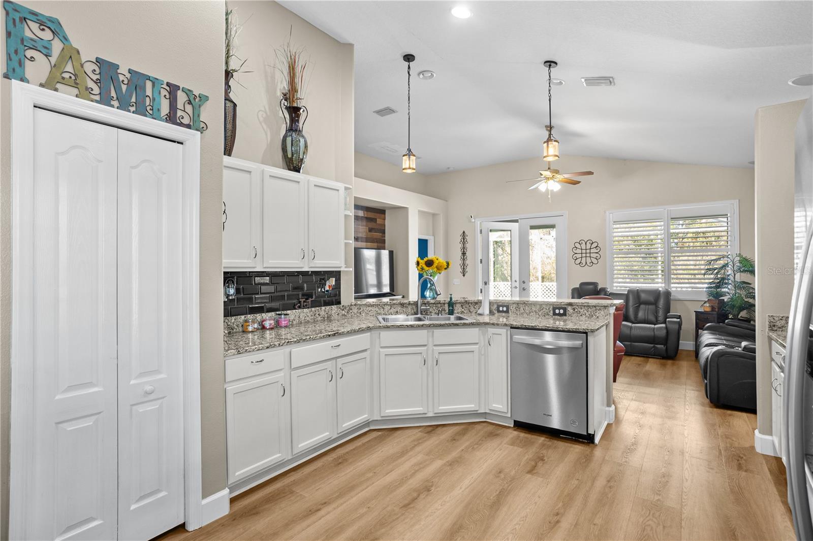 Image 15 of 33 For 1492 Mellon Way