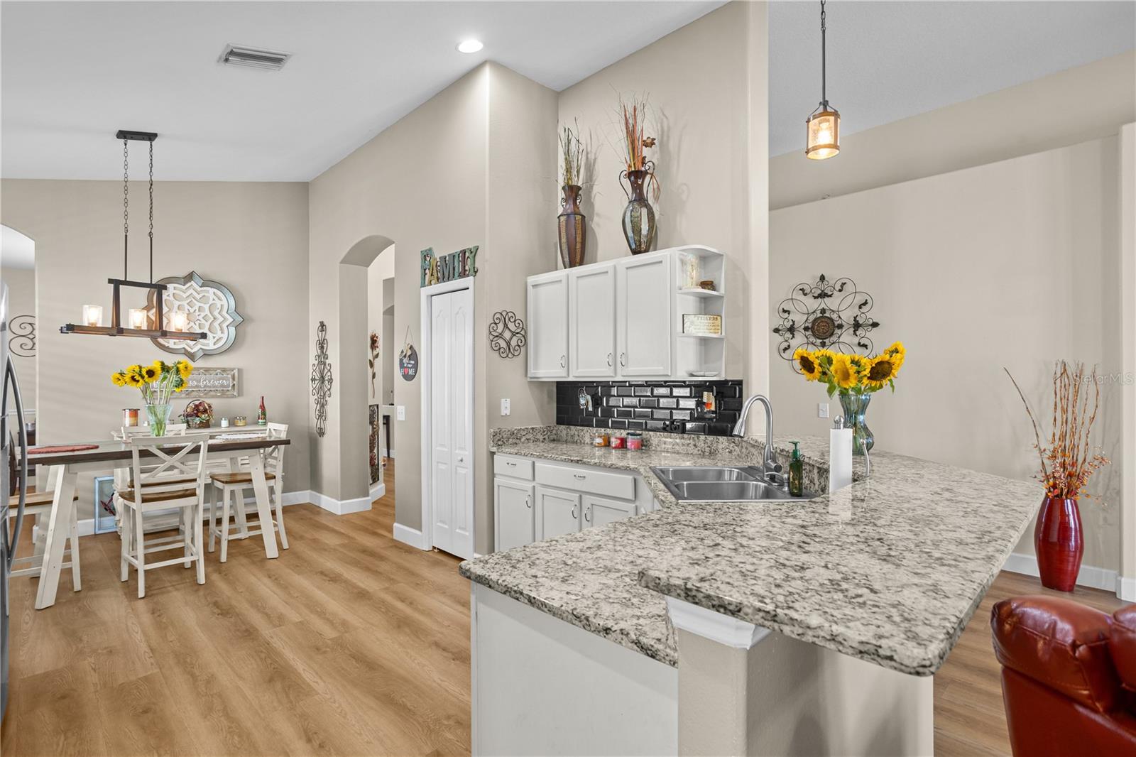 Image 16 of 33 For 1492 Mellon Way