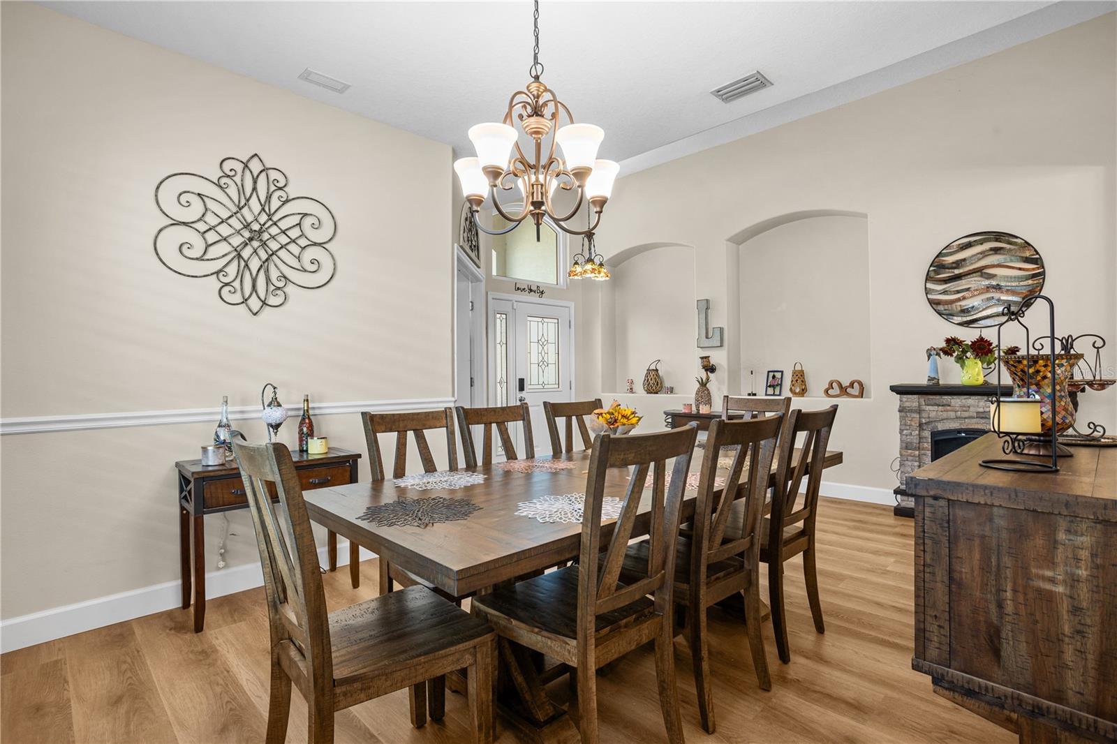 Image 7 of 33 For 1492 Mellon Way