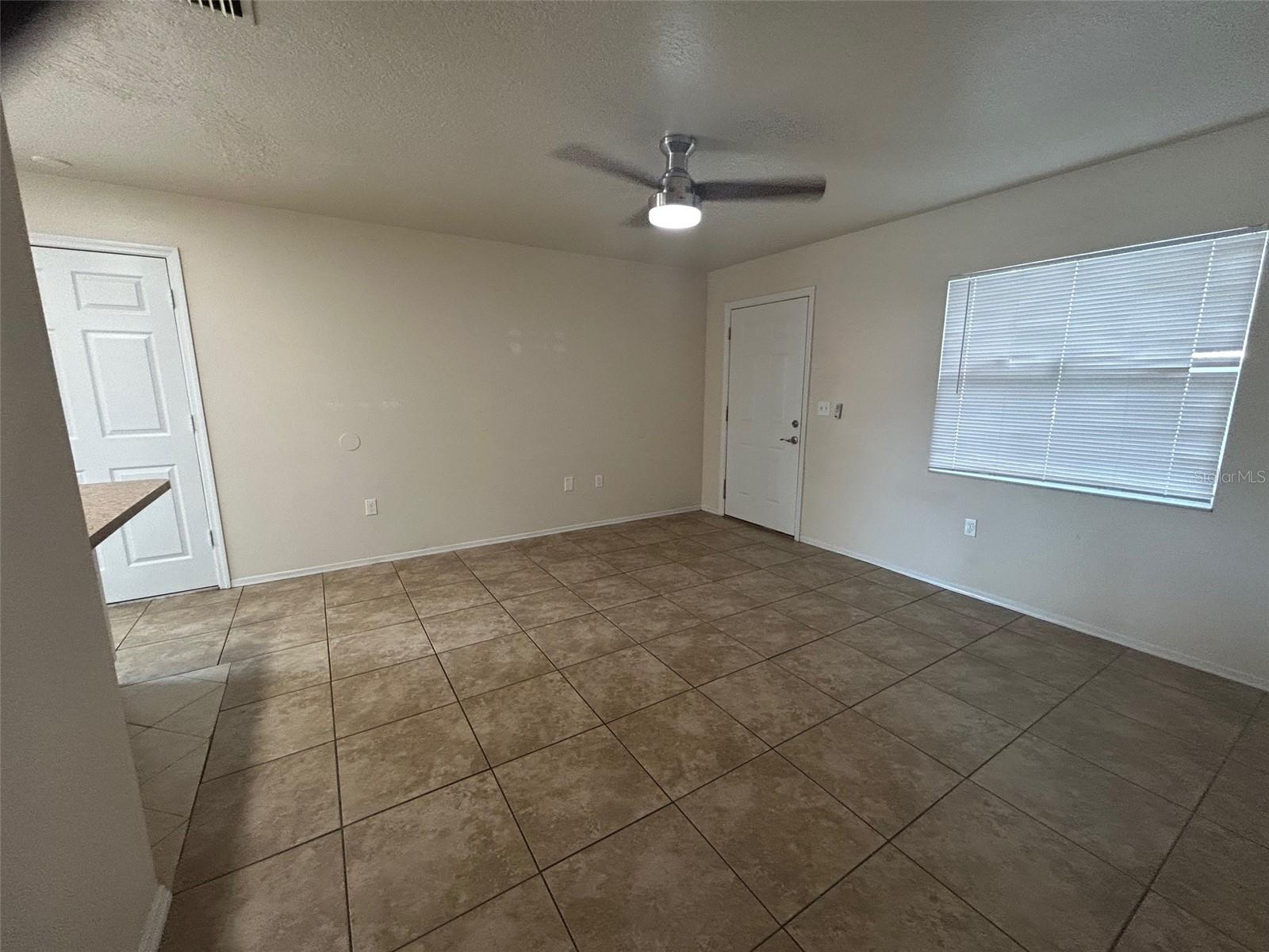 Image 7 of 17 For 1015 61st Avenue Drive E