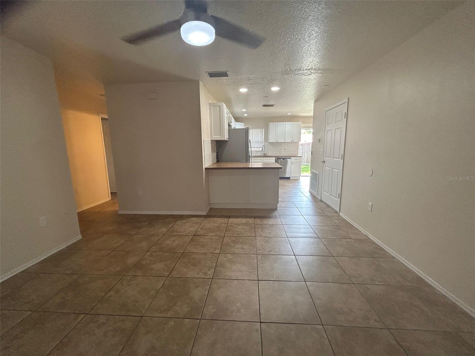 Image 8 of 17 For 1015 61st Avenue Drive E