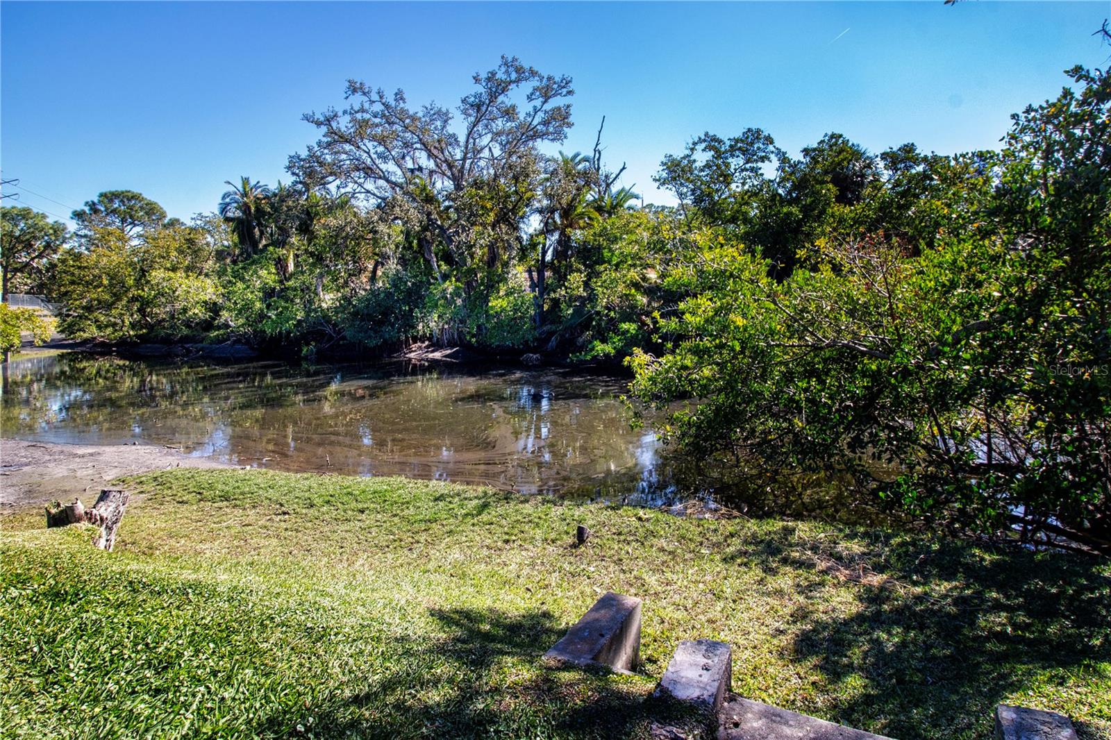 Image 61 of 62 For 2115 9th Avenue W 2a