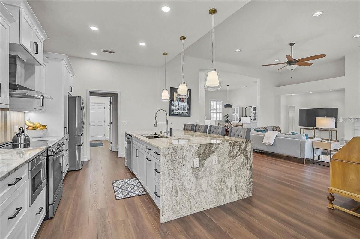 Image 11 of 42 For 1211 Lost Creek Court