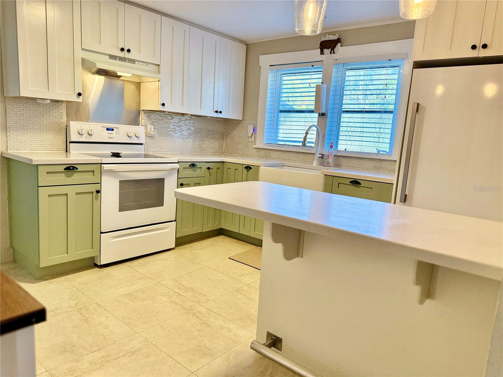 Image 4 of 19 For 1812 9th Street W