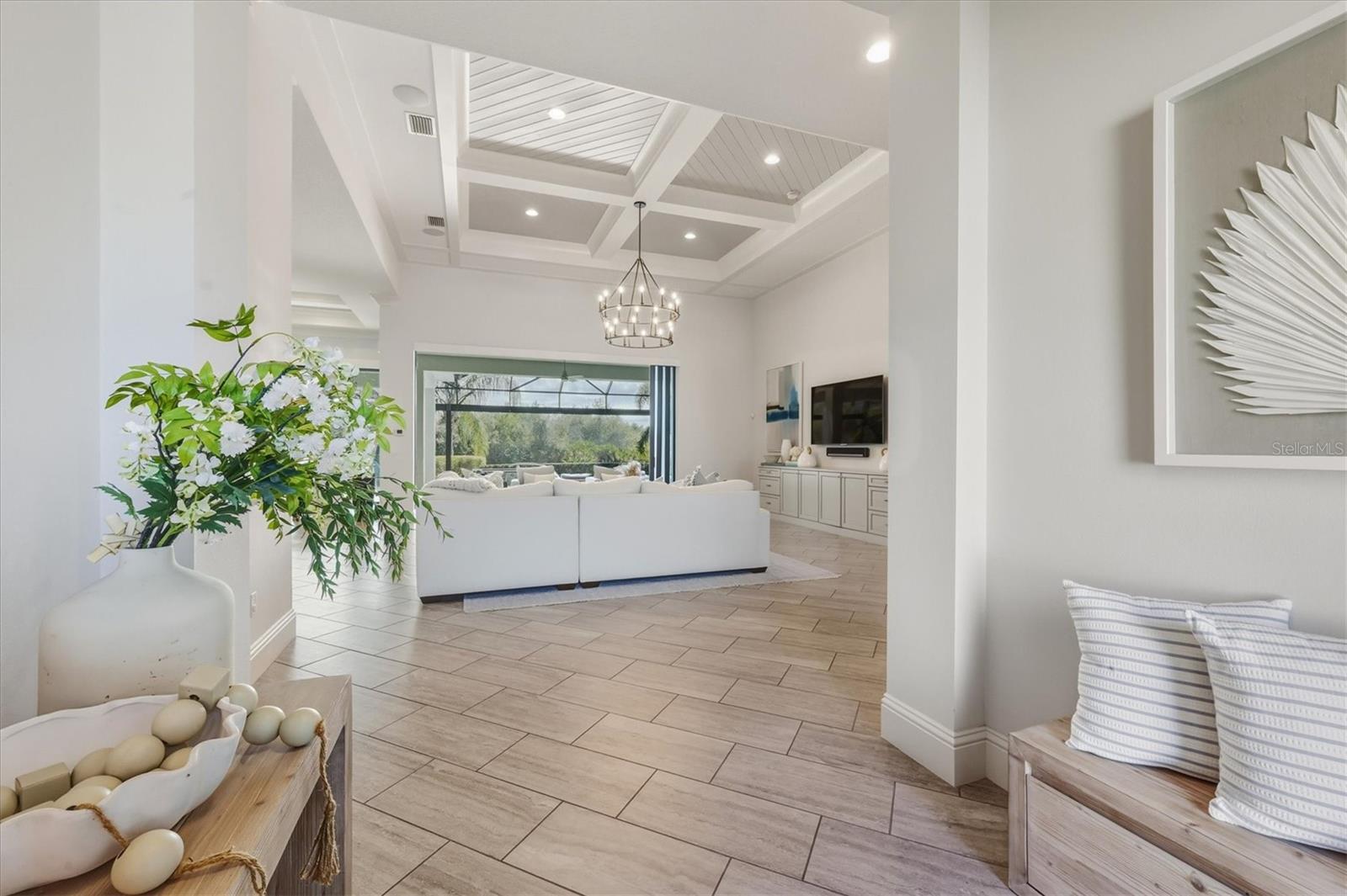 Image 8 of 87 For 7473 Seacroft Cove