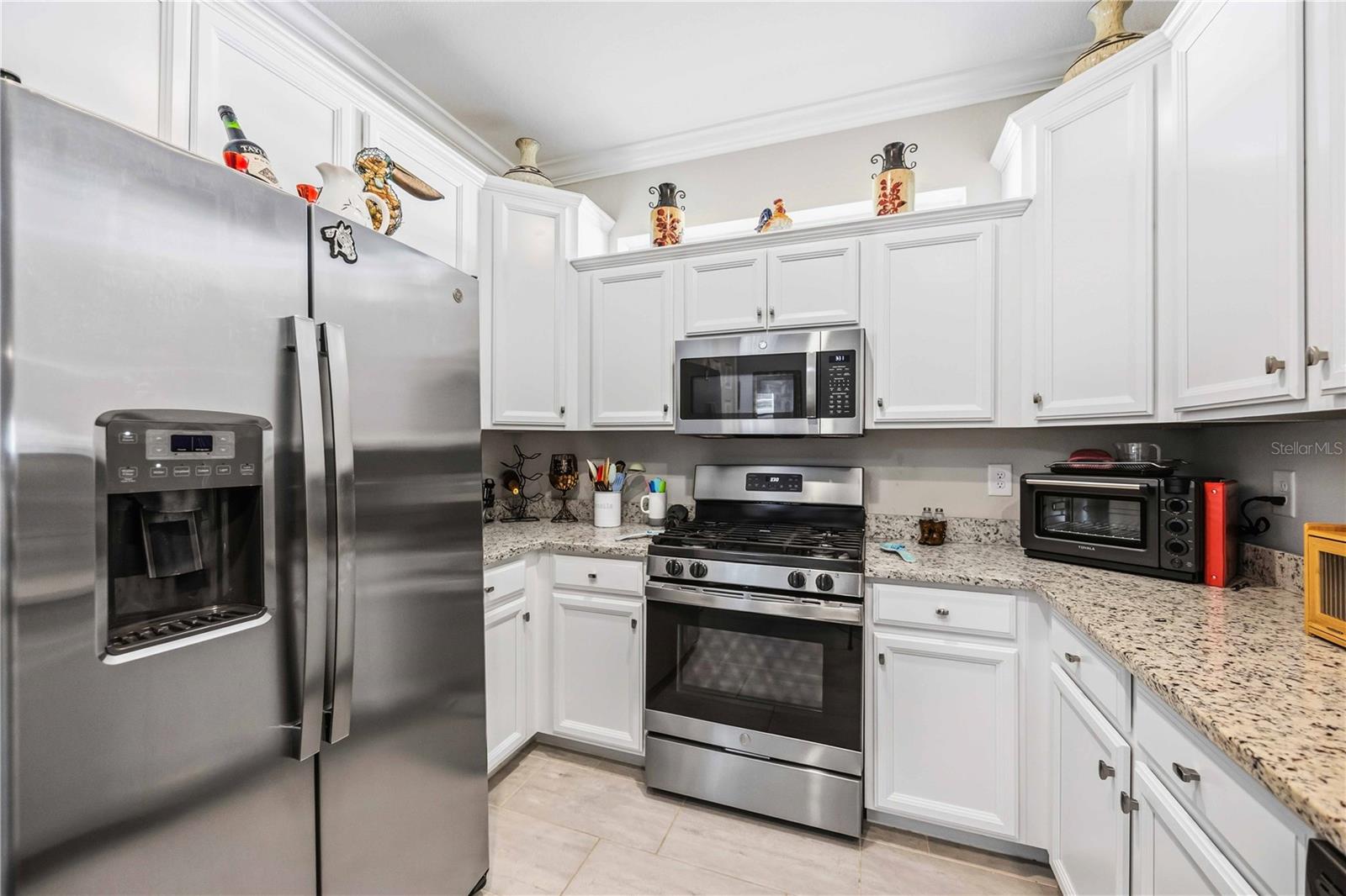 Image 18 of 68 For 17709 Woodland Court