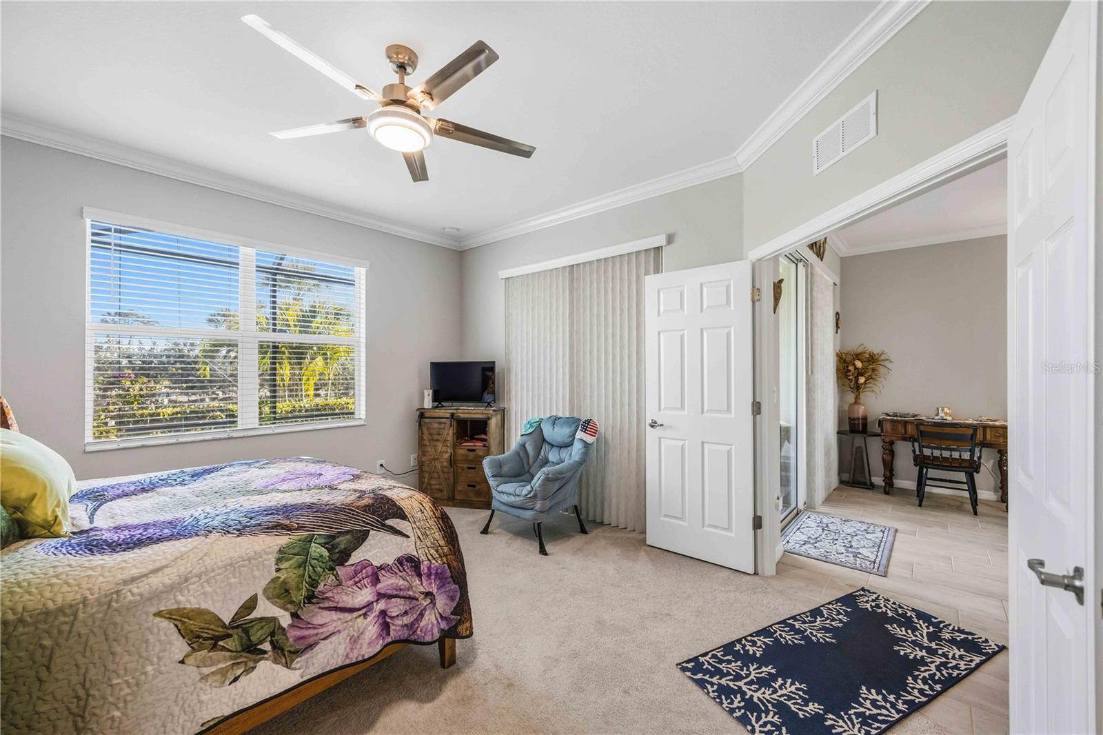 Image 33 of 68 For 17709 Woodland Court