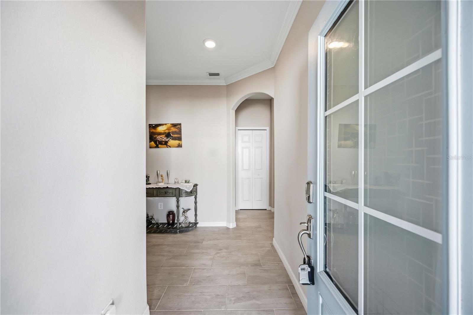 Image 36 of 68 For 17709 Woodland Court