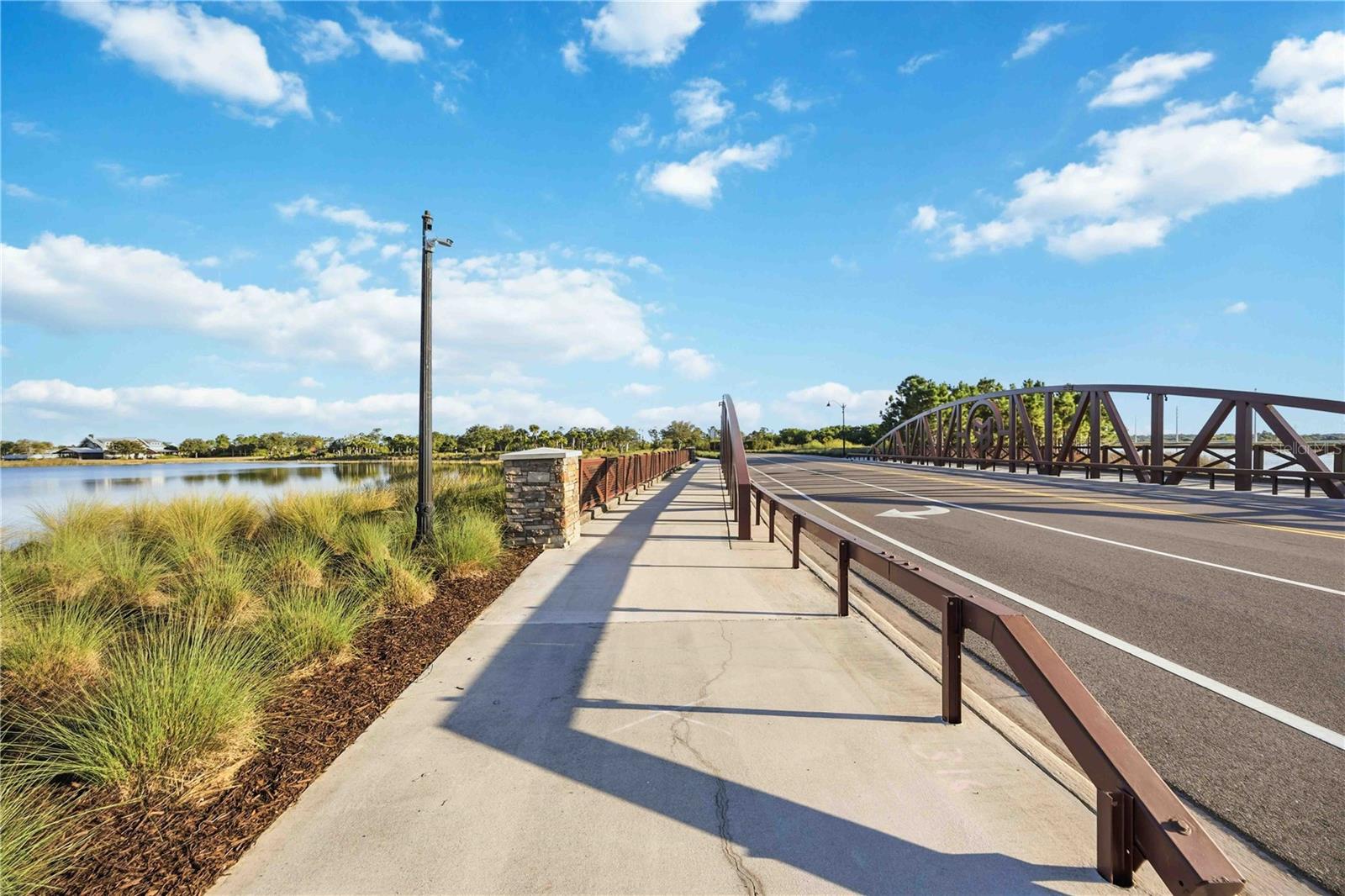 Image 48 of 68 For 17709 Woodland Court