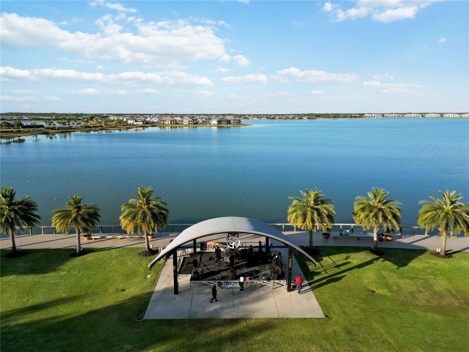 Image 62 of 68 For 17709 Woodland Court