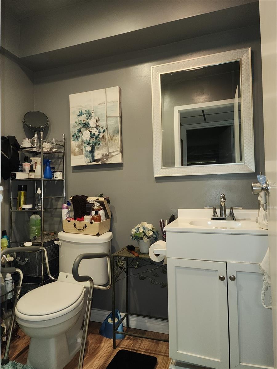 Image 19 of 45 For 1811 Bedford Lane G-152