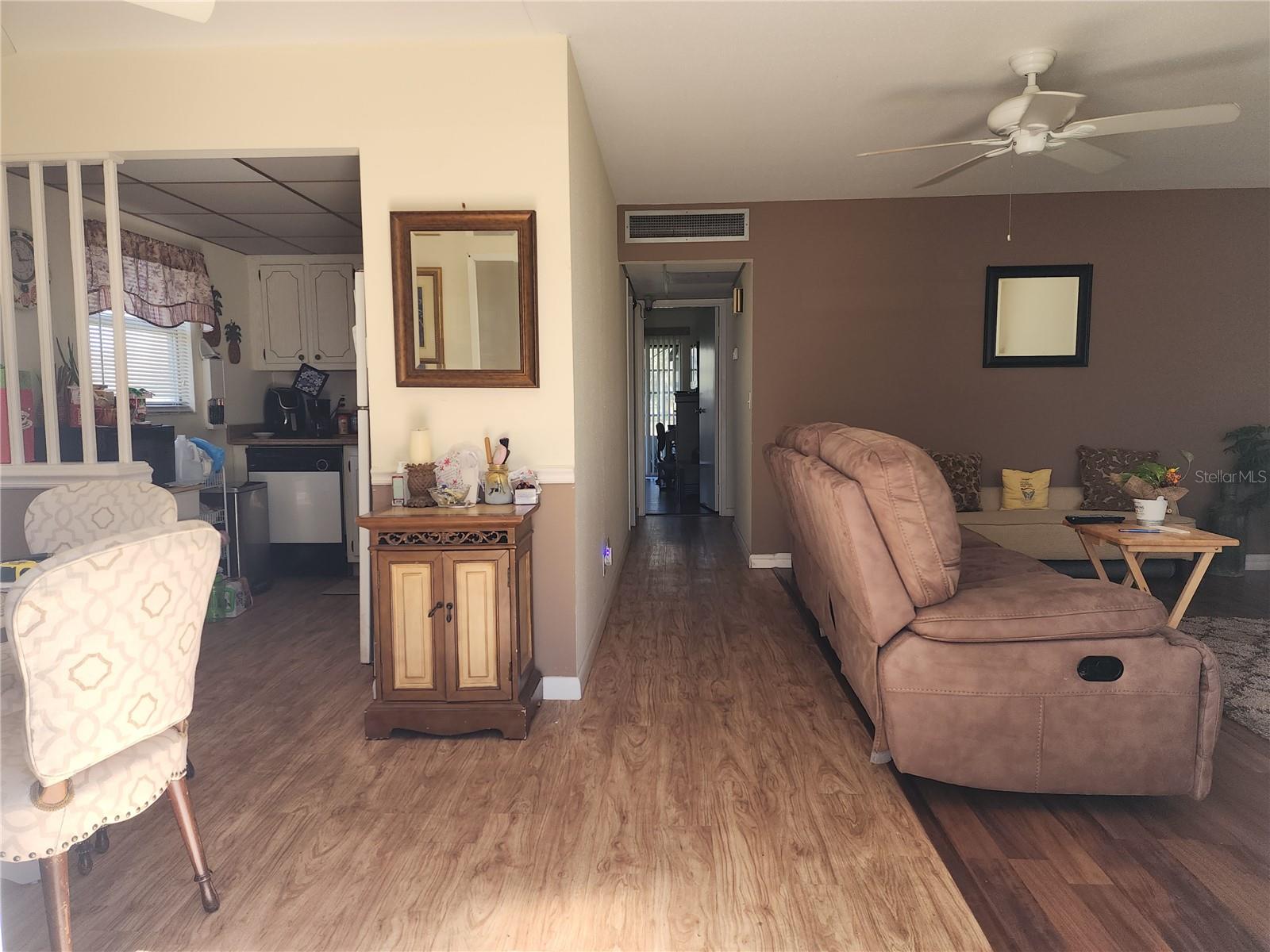 Image 6 of 45 For 1811 Bedford Lane G-152