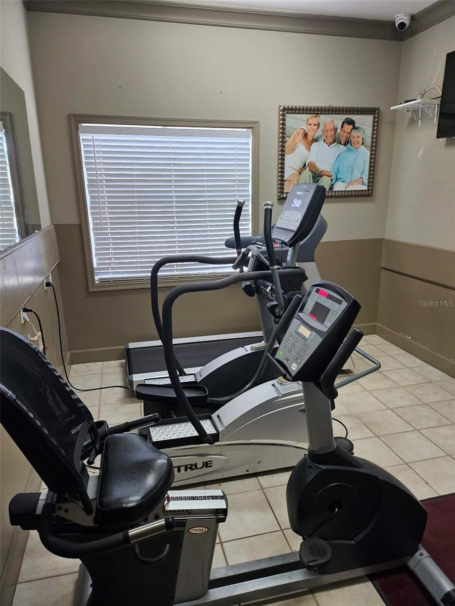 Image 11 of 49 For 1050 Villagio Circle 102