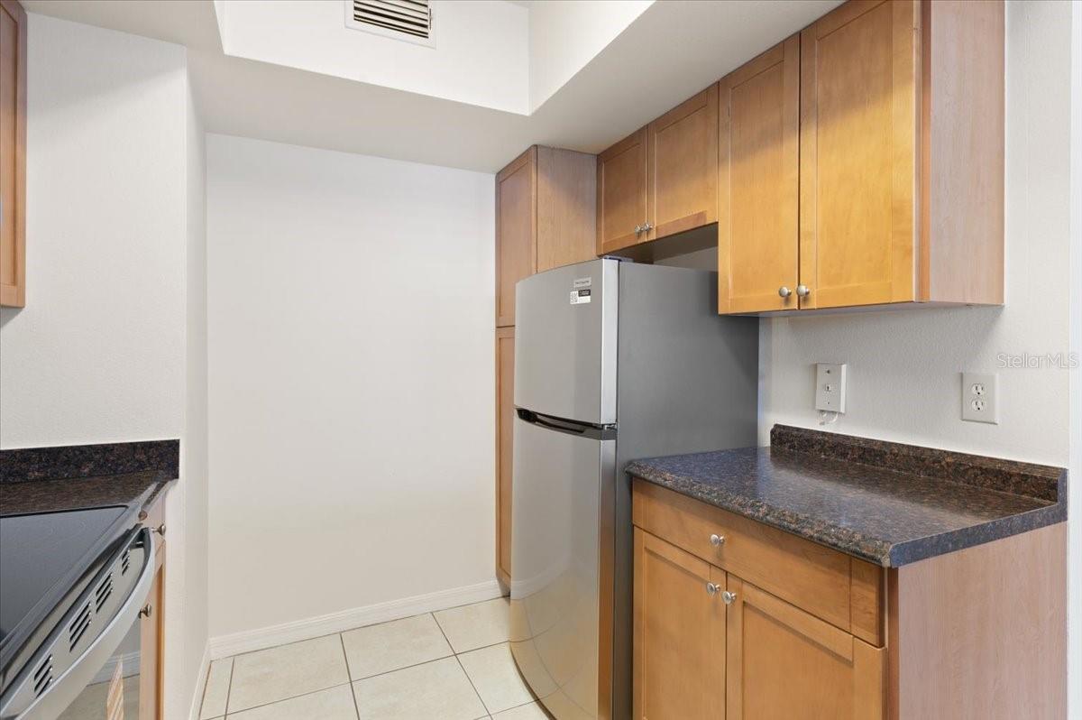 Image 15 of 49 For 1050 Villagio Circle 102