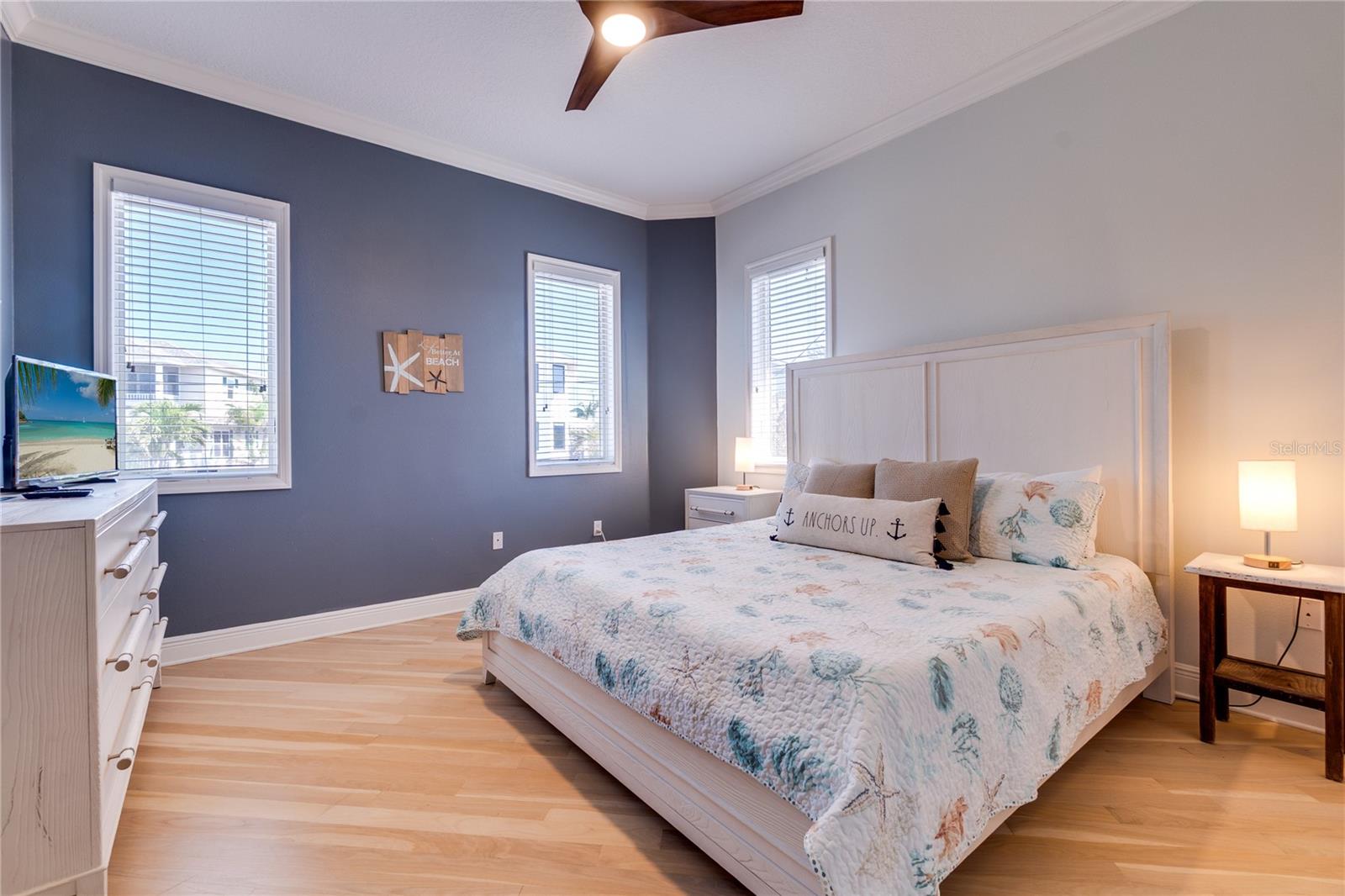 Image 28 of 60 For 803 Gladiolus Street