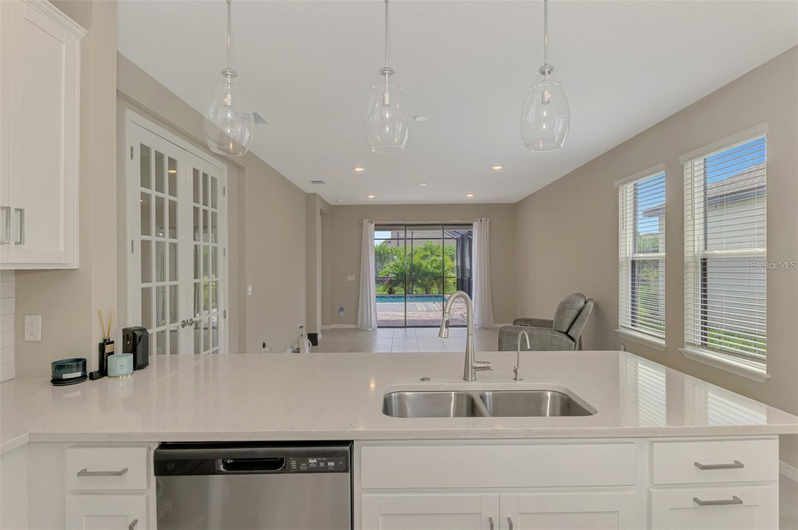 Image 11 of 51 For 6310 Grandview Hill Court