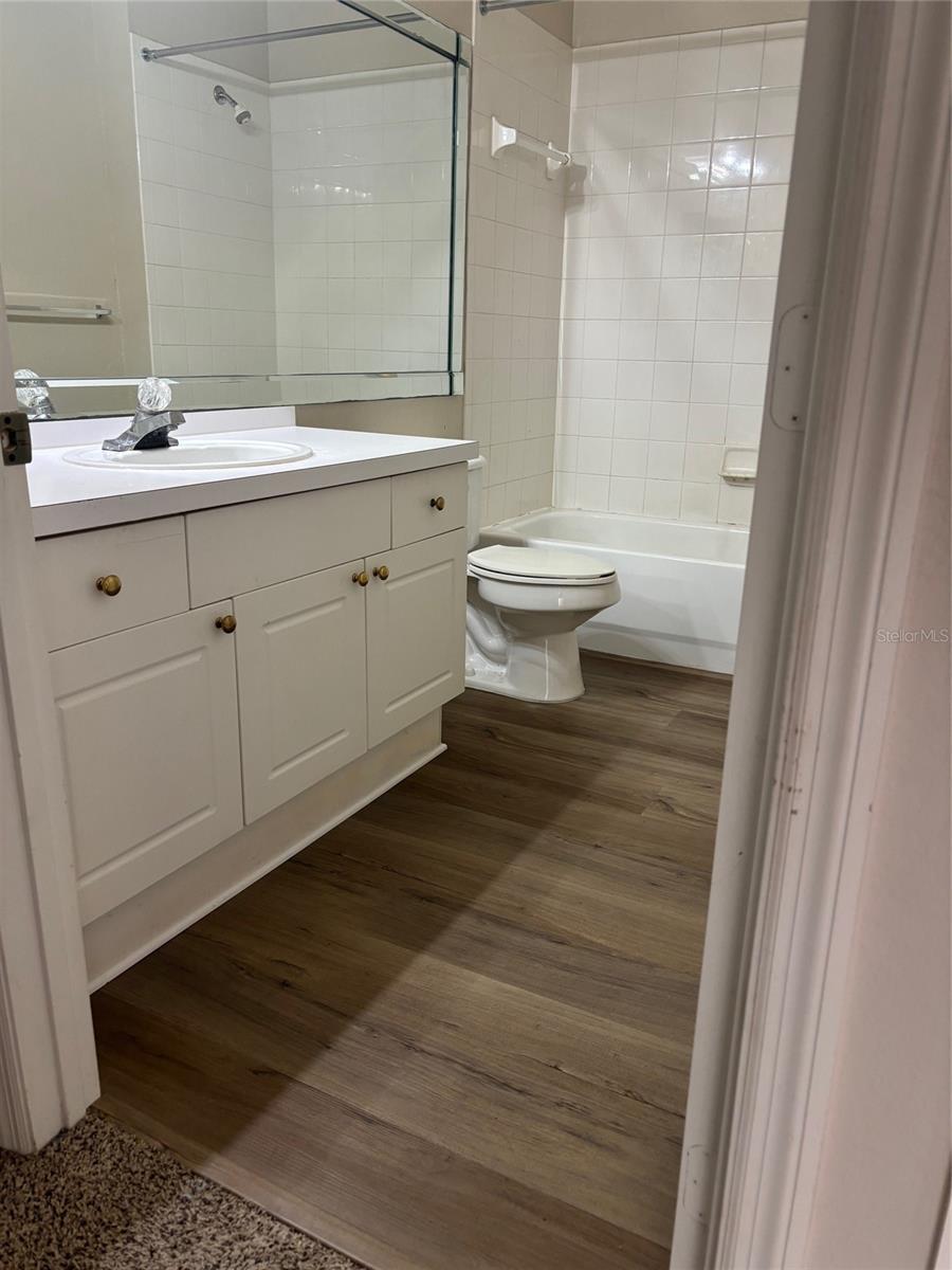 Image 3 of 12 For 5180 Northridge Road 105