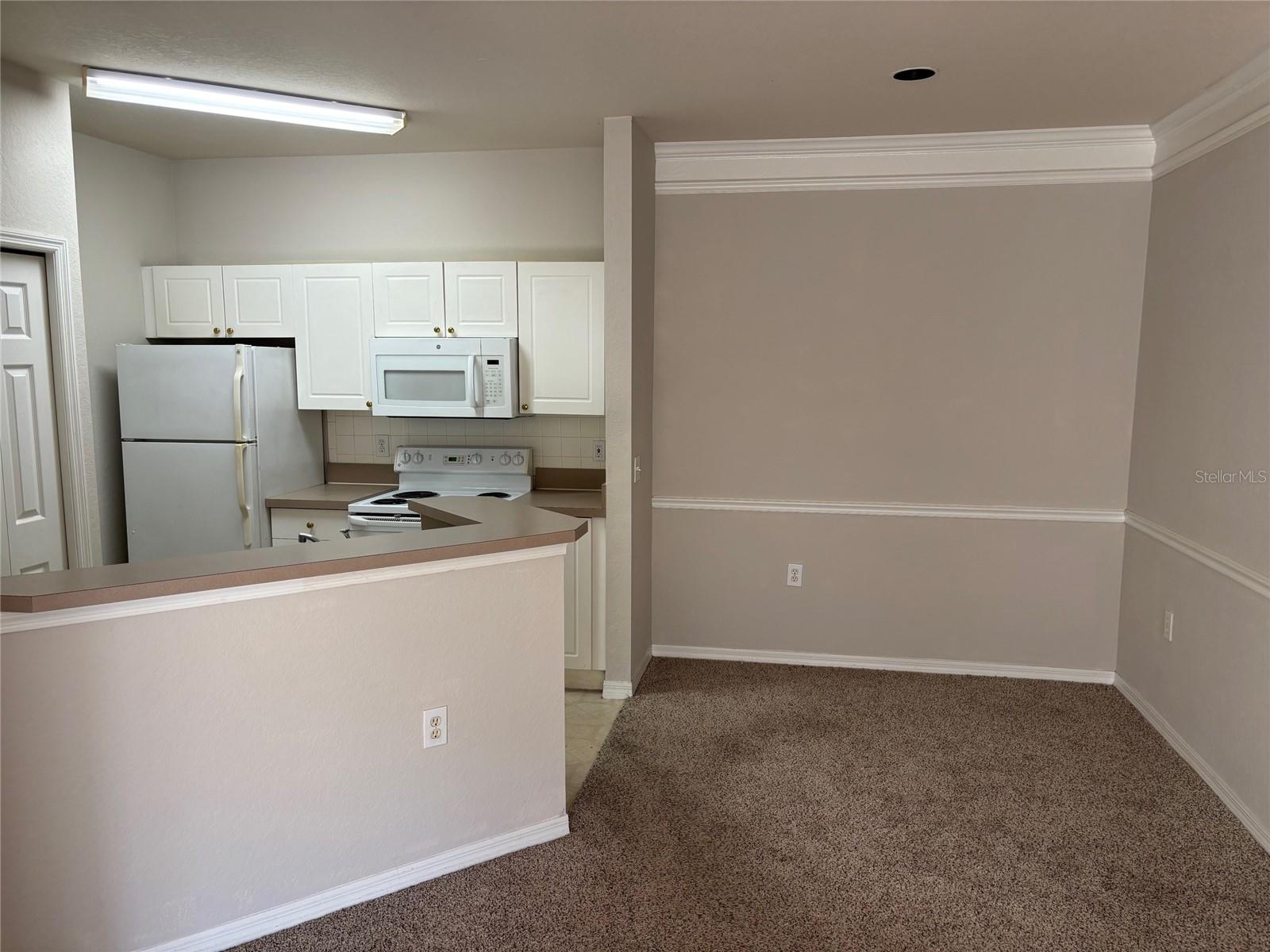 Image 4 of 12 For 5180 Northridge Road 105