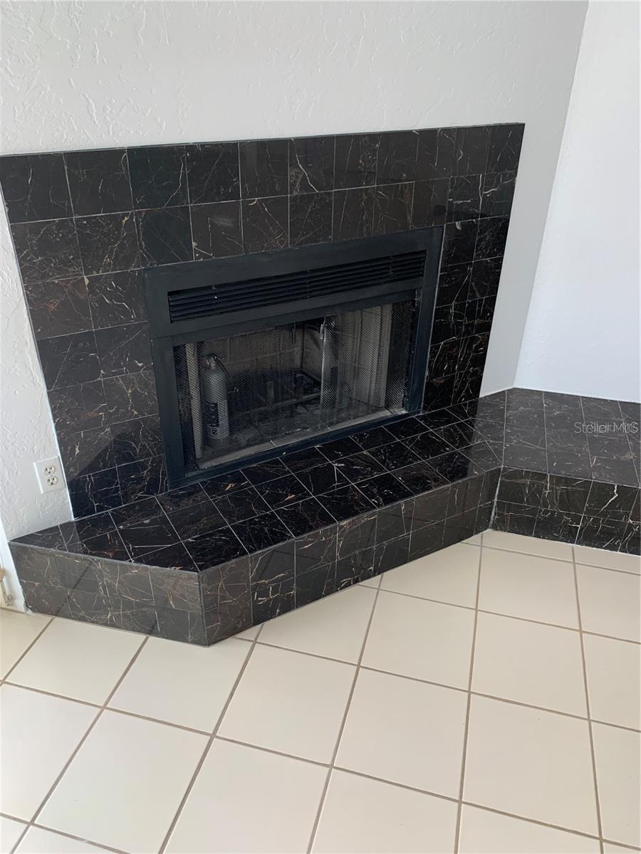 Image 13 of 28 For 3982 Kingston Drive