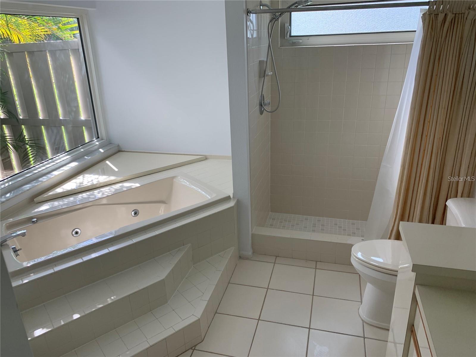 Image 15 of 28 For 3982 Kingston Drive