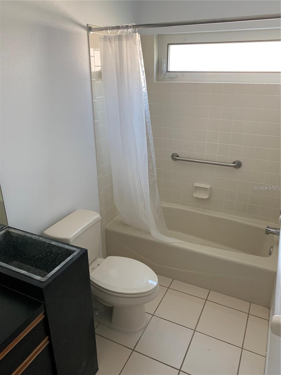 Image 16 of 28 For 3982 Kingston Drive