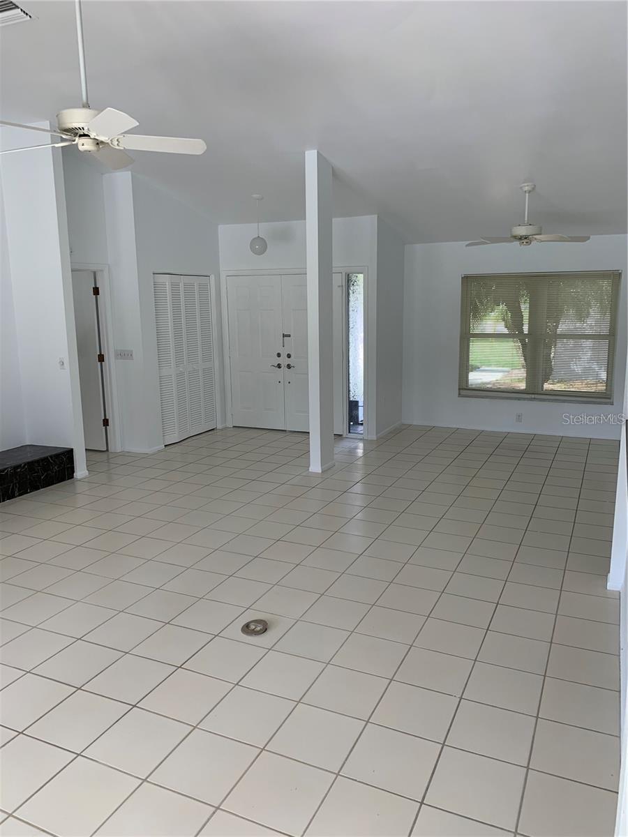 Image 20 of 28 For 3982 Kingston Drive