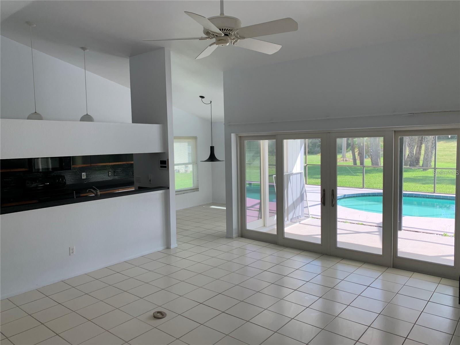 Image 4 of 28 For 3982 Kingston Drive