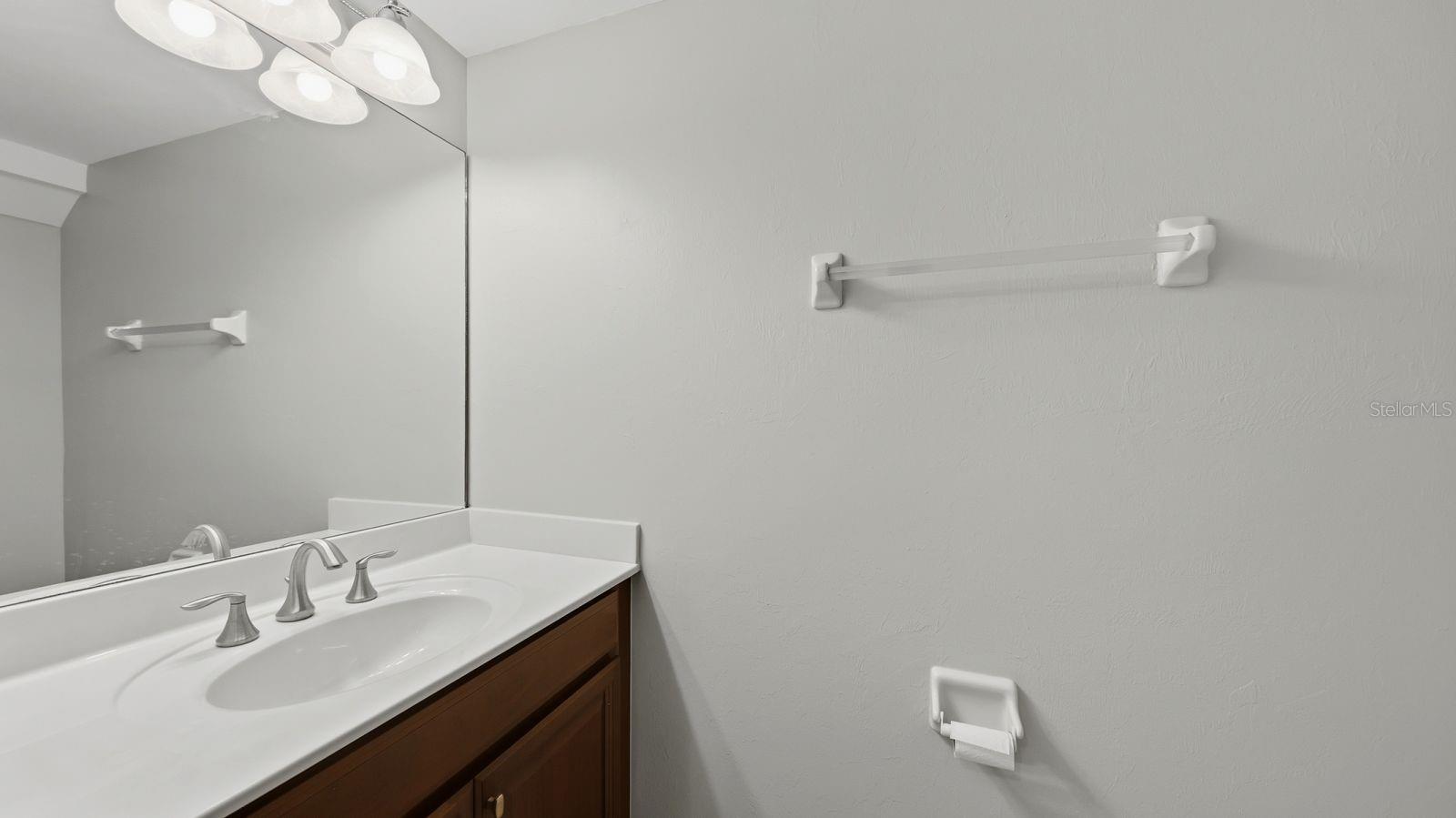 Image 19 of 43 For 177 Navigation Circle 177