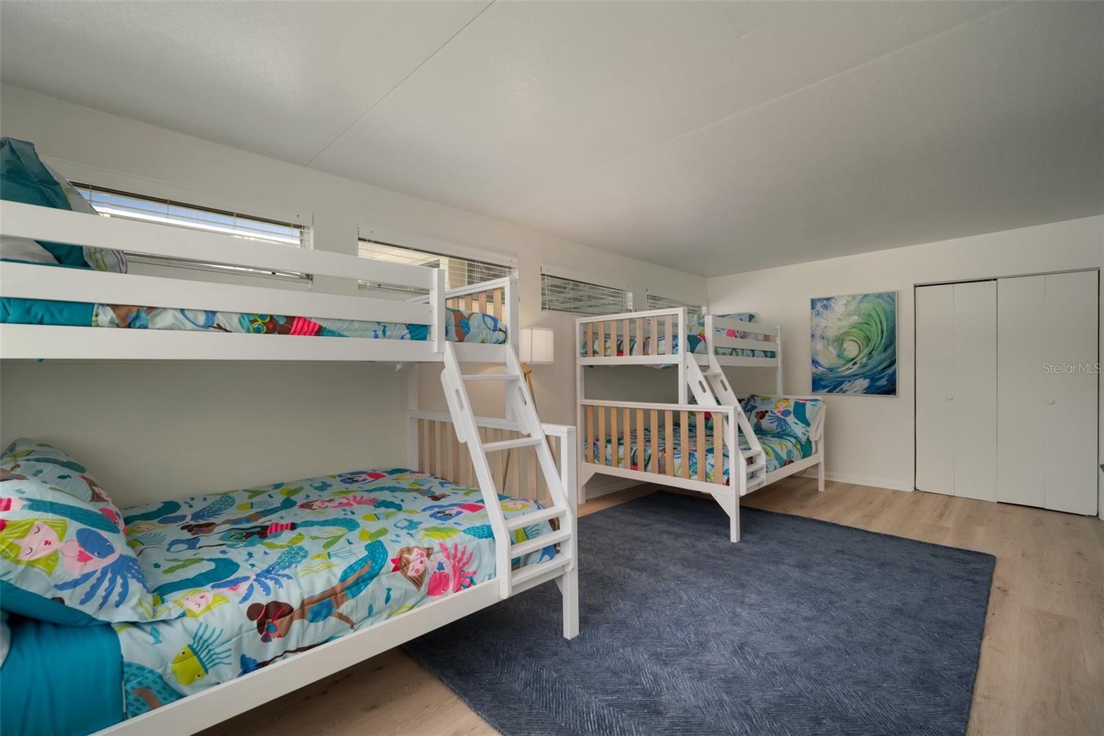 Image 14 of 81 For 7202 18th Avenue Nw