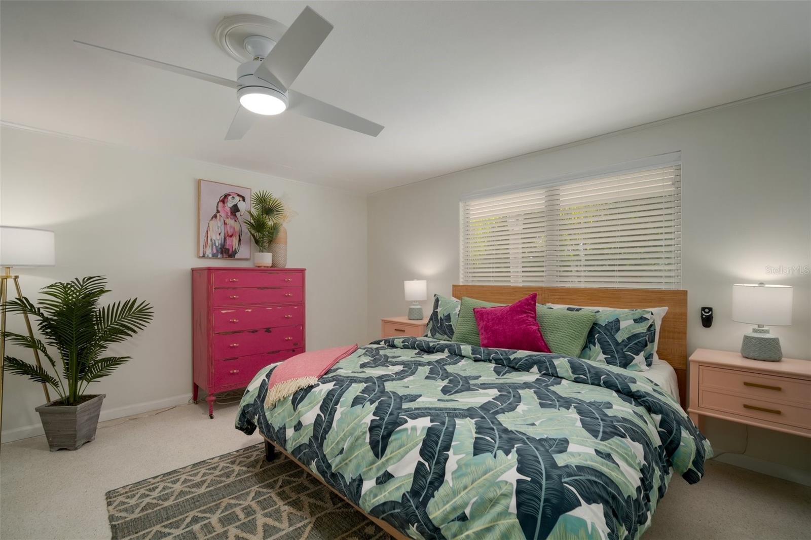 Image 15 of 81 For 7202 18th Avenue Nw