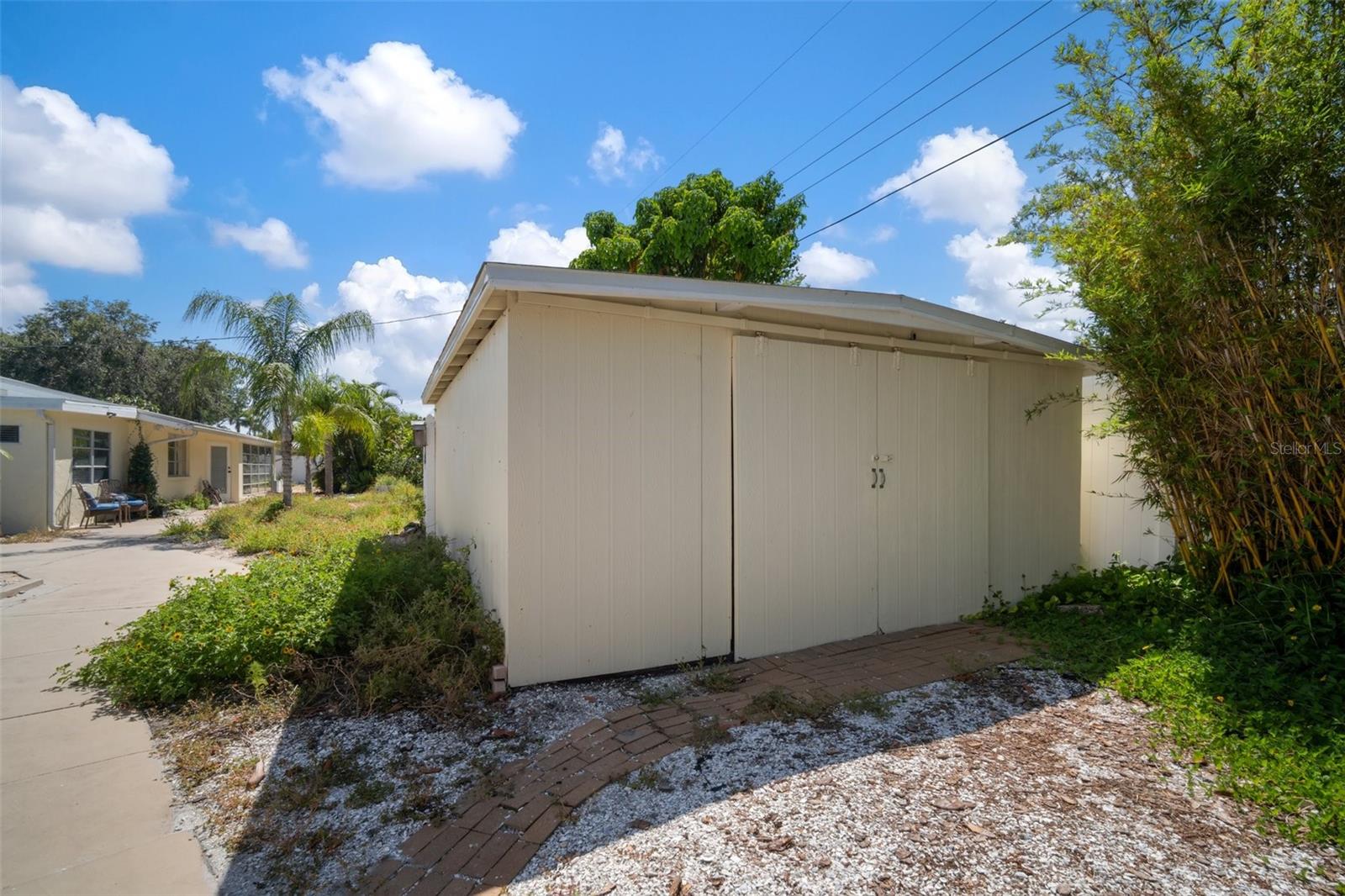 Image 31 of 81 For 7202 18th Avenue Nw