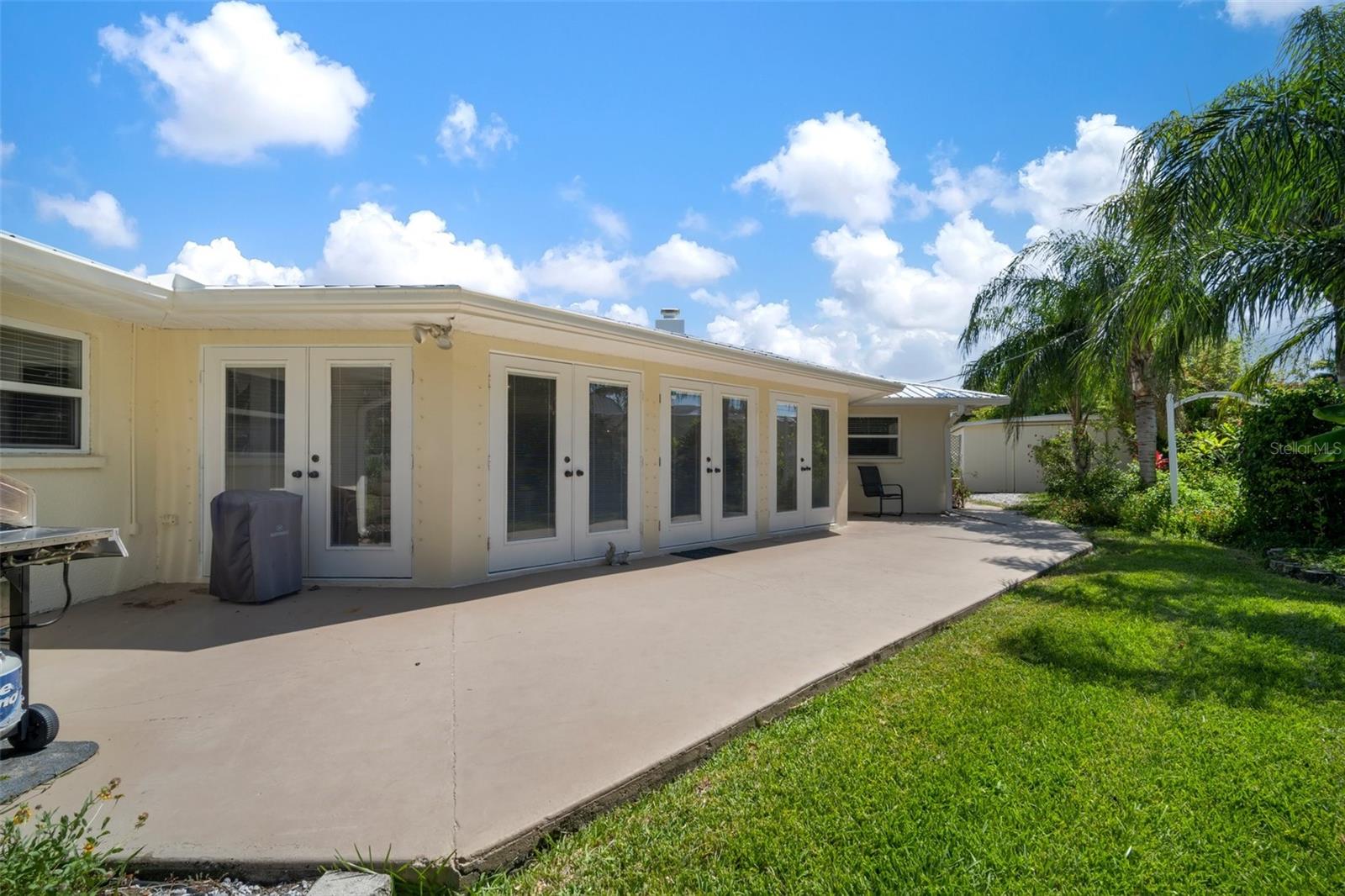 Image 33 of 81 For 7202 18th Avenue Nw