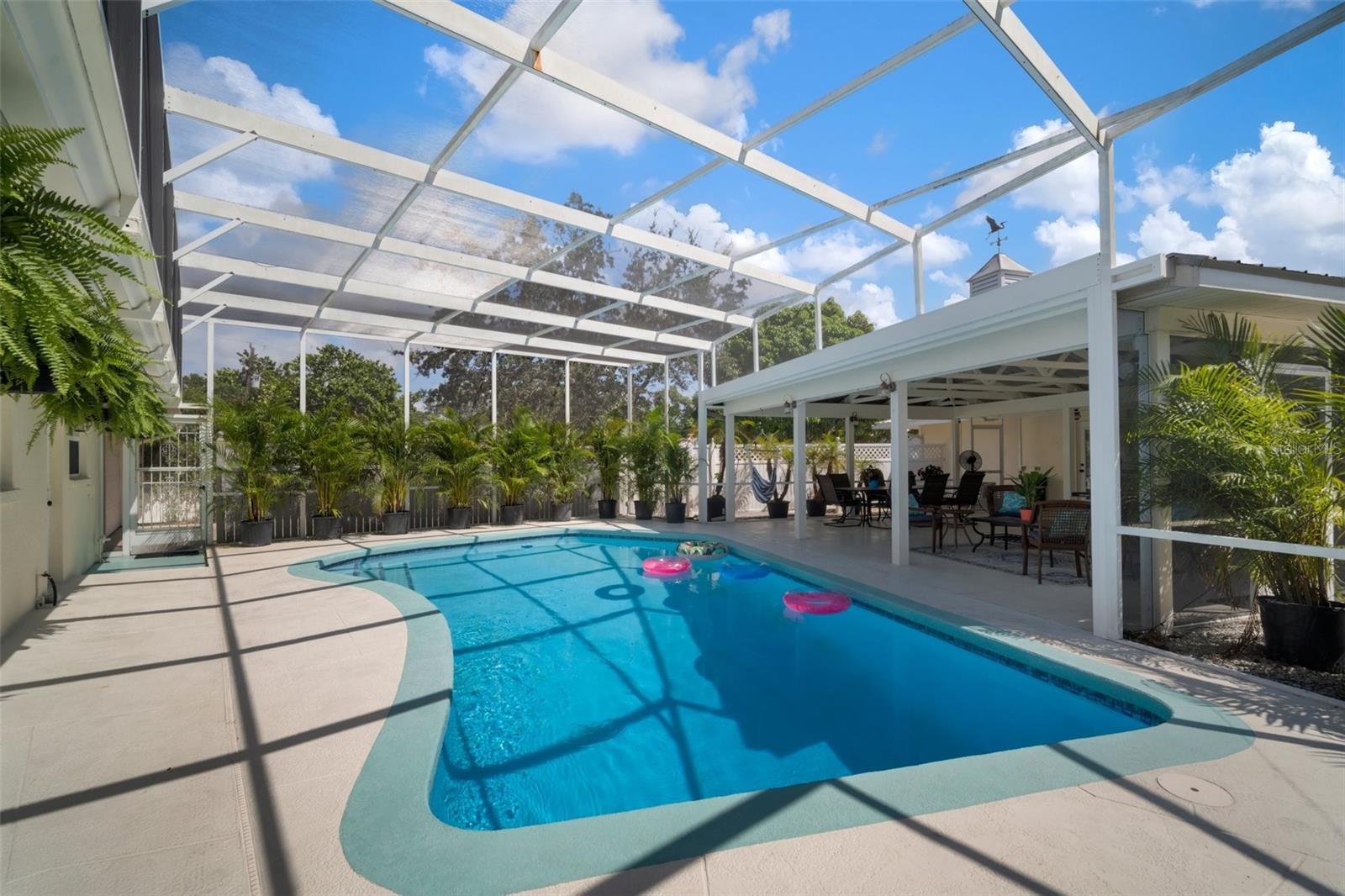 Image 41 of 81 For 7202 18th Avenue Nw