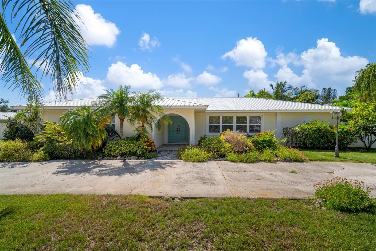 Image 44 of 81 For 7202 18th Avenue Nw