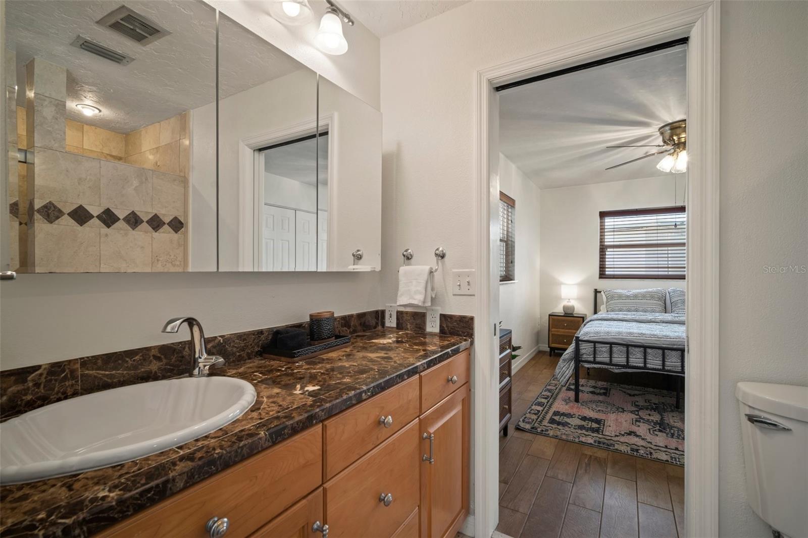 Image 51 of 81 For 7202 18th Avenue Nw