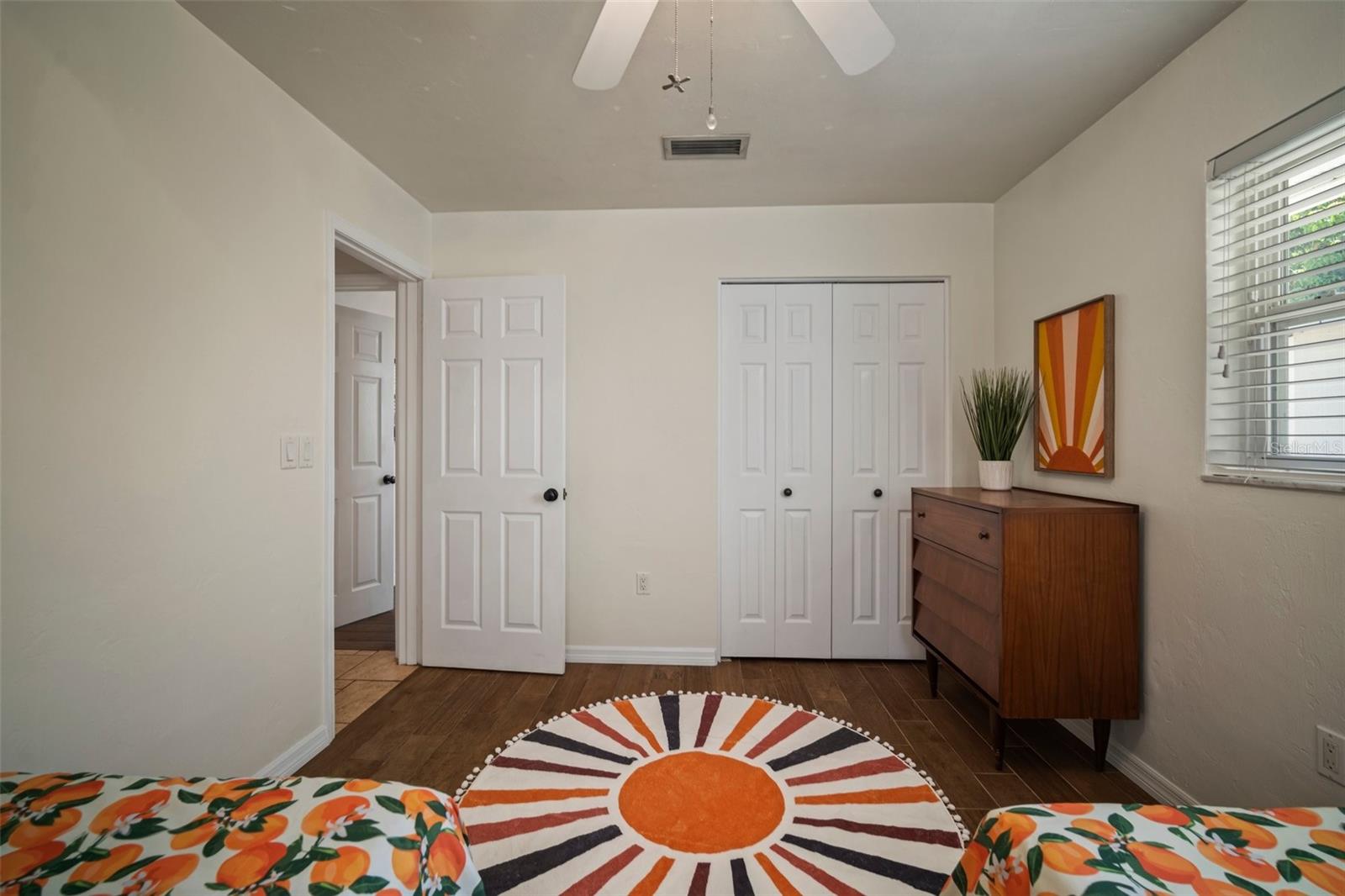 Image 57 of 81 For 7202 18th Avenue Nw