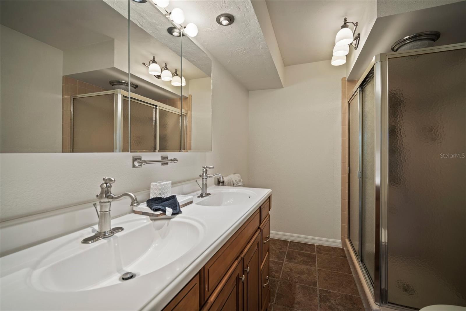 Image 58 of 81 For 7202 18th Avenue Nw