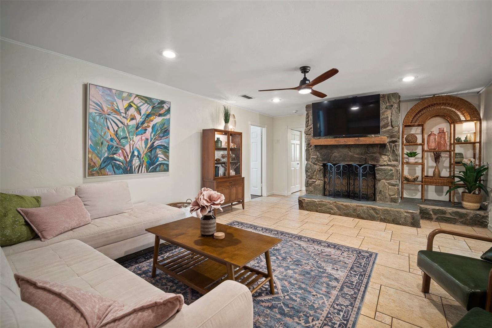 Image 70 of 81 For 7202 18th Avenue Nw